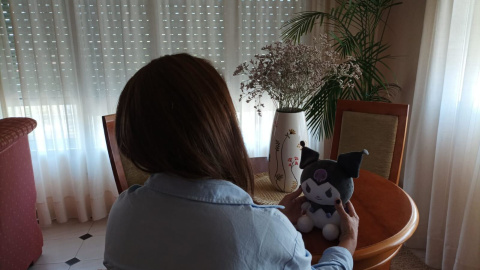 Beatriz, la madre de la niña de 10 años de Pontevedra, bajo tutela de la Xunta de Galicia en aplicación del falso SAP Beatriz, la madre de la niña de 10 años de Pontevedra, bajo tutela de la Xunta de Galicia en aplicación del falso SAP
