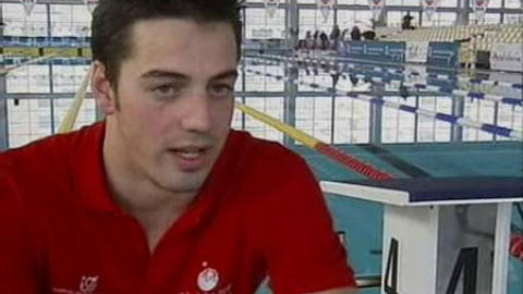 Rafa Muñoz bate el récord mundial de los 50 m mariposa Rafa Muñoz bate el récord mundial de los 50 m mariposa