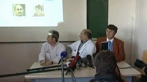 Primer trasplante simultáneo de cara y manos Primer trasplante simultáneo de cara y manos