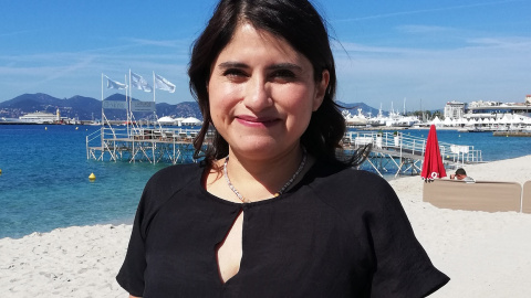 La directora peruana Melina Leon, posa en Cannes, tras la presentación de su película 'Cancion sin Nombre' en el festival de cine, el pasado mayo. Anna PELEGRI / AFP La directora peruana Melina Leon, posa en Cannes, tras la presentación de su película 'Cancion sin Nombre' en el festival de cine, el pasado mayo. Anna PELEGRI / AFP