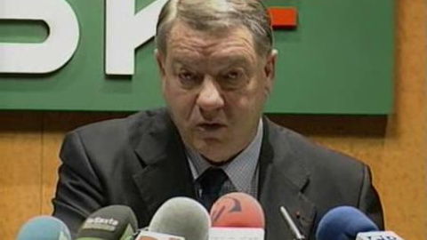 Xavier de Irala abandona la presidencia de la BBK Xavier de Irala abandona la presidencia de la BBK