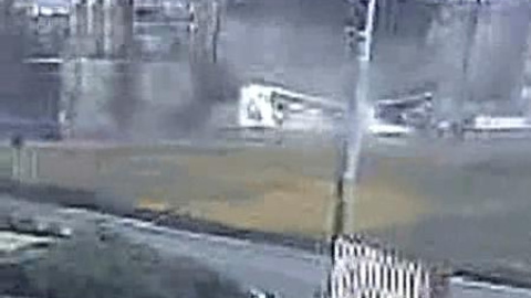 Imágenes inéditas del accidente del pabellón de Sant Boi Imágenes inéditas del accidente del pabellón de Sant Boi
