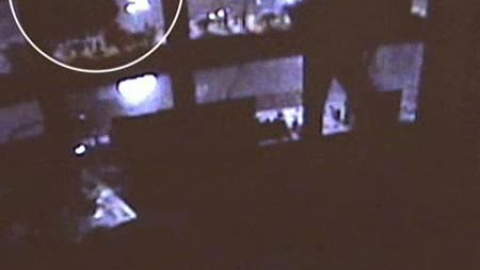 Robo con butrón en la joyería de un centro comercial Robo con butrón en la joyería de un centro comercial