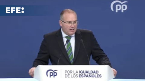 Tellado: "Nuestro objetivo no es otro que frenar el daño que independentistas y socialistas están haciendo a las instituciones de nuestro país" Tellado: "Nuestro objetivo no es otro que frenar el daño que independentistas y socialistas están haciendo a las instituciones de nuestro país"