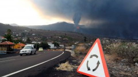 Volcán de La Palma, imagen en directo | La colada que transcurre más al norte sigue avanzando mientras mejora la calidad del aire Volcán de La Palma, imagen en directo | La colada que transcurre más al norte sigue avanzando mientras mejora la calidad del aire