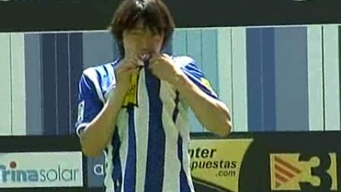 Unas 7.000 personas reciben a Nakamura Unas 7.000 personas reciben a Nakamura