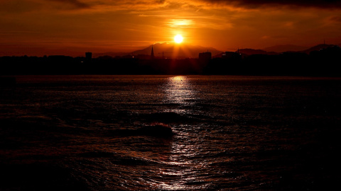 Amanece en San Sebastián. Amanece en San Sebastián.