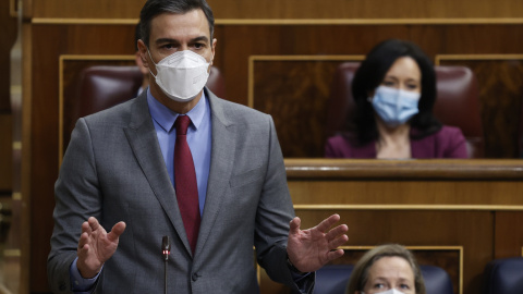 El presidente del Gobierno, Pedro Sánchez, interviene durante la sesión de control al Gobierno, este miércoles, en el Congreso de los Diputados. El presidente del Gobierno, Pedro Sánchez, interviene durante la sesión de control al Gobierno, este miércoles, en el Congreso de los Diputados.