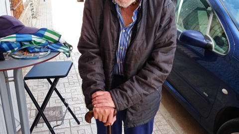 Javier, fue una de las 200 personas sin hogar en Madrid que no recibió ningún tipo de ayuda por parte de las administraciones. Javier, fue una de las 200 personas sin hogar en Madrid que no recibió ningún tipo de ayuda por parte de las administraciones.