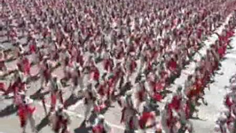 China muestra al mundo su poderío militar China muestra al mundo su poderío militar