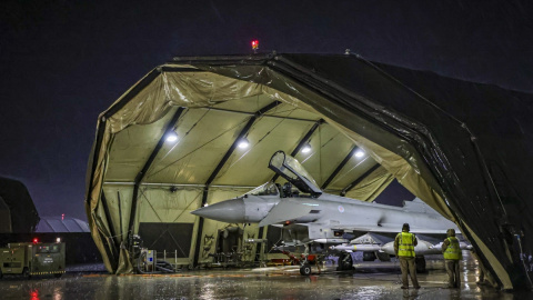 Imagen de uno de los aviones británicos destinados a atacar Yemen, a 22 de enero de 2024, en Chipre. Imagen de uno de los aviones británicos destinados a atacar Yemen, a 22 de enero de 2024, en Chipre.