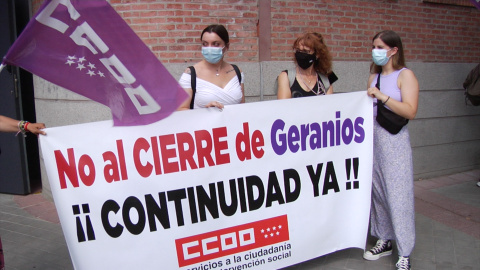 Cierra 'Los Geranios': Madrid deja a las mujeres sin hogar sin su único espacio seguro Cierra 'Los Geranios': Madrid deja a las mujeres sin hogar sin su único espacio seguro