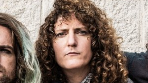 Dandy Piranha, de repartidor de Glovo a estrella del rock: "El capitalismo busca explotar a la gente de manera legal" Dandy Piranha, de repartidor de Glovo a estrella del rock: "El capitalismo busca explotar a la gente de manera legal"