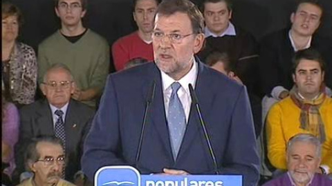 Rajoy le pide a Zapatero que "no deje a España convertida en un solar" Rajoy le pide a Zapatero que "no deje a España convertida en un solar"