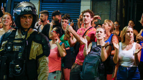 2 febrero 2024. Palos, balas de goma y gases en otro día de furia en la protesta social contra Milei 2 febrero 2024. Palos, balas de goma y gases en otro día de furia en la protesta social contra Milei