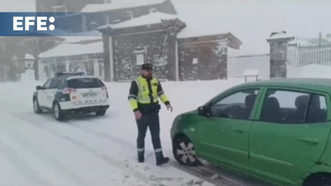 Afectadas 71 carreteras por la nieve y prohibido el paso a camiones en Burgos y La Rioja Afectadas 71 carreteras por la nieve y prohibido el paso a camiones en Burgos y La Rioja