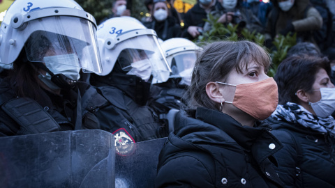 Las normas culturales patriarcales toleran que muchas niñas se vean envueltas en matrimonios infantiles Las normas culturales patriarcales toleran que muchas niñas se vean envueltas en matrimonios infantiles