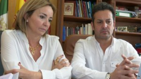 La Fiscalía ordena investigar la vacunación de alcaldes y ediles alicantinos La Fiscalía ordena investigar la vacunación de alcaldes y ediles alicantinos