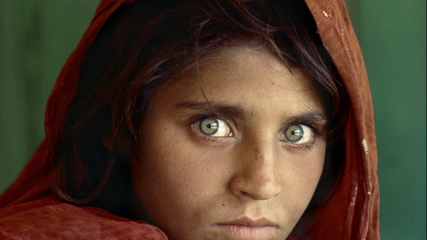 La niña afgana. La niña afgana.