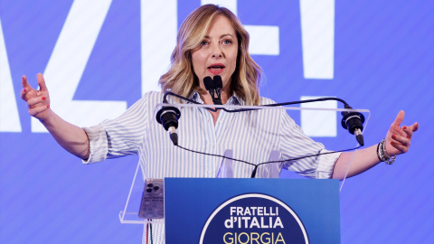 La primera ministra italiana, Giorgia Meloni, habla durante una conferencia de prensa sobre los resultados de las elecciones europeas en el comité electoral del partido Hermanos de Italia en Roma, a 11 de junio de 2024. La primera ministra italiana, Giorgia Meloni, habla durante una conferencia de prensa sobre los resultados de las elecciones europeas en el comité electoral del partido Hermanos de Italia en Roma, a 11 de junio de 2024.