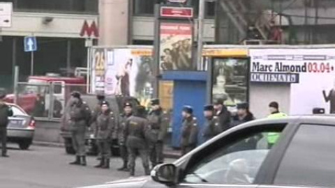 Decenas de muertos en dos explosiones en el metro de Moscú Decenas de muertos en dos explosiones en el metro de Moscú