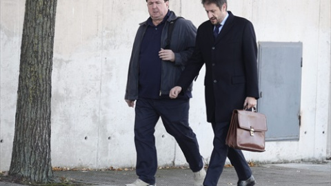 30/11/21. El denunciante de la Gürtel, Jose Luis Peña acude con su abogado a declarar a la Audiencia Nacional. 30/11/21. El denunciante de la Gürtel, Jose Luis Peña acude con su abogado a declarar a la Audiencia Nacional.