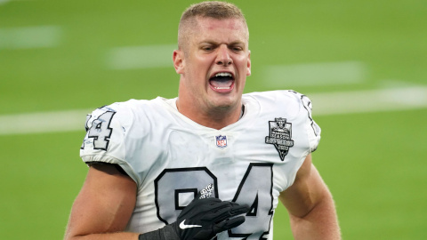 Carl Nassib celebrando el final del partido en Inglewood (California) Carl Nassib celebrando el final del partido en Inglewood (California)