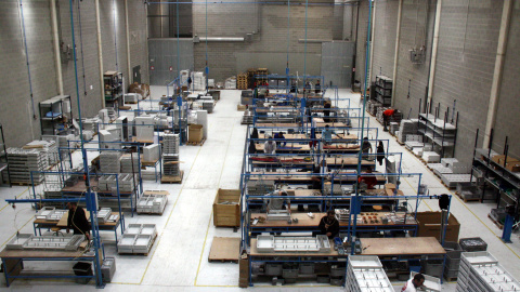 Uno de los talleres del penal Puig de les Basses de Figueres con sus internos trabajando en su interior el 24 de noviembre de 2016. ACN Uno de los talleres del penal Puig de les Basses de Figueres con sus internos trabajando en su interior el 24 de noviembre de 2016. ACN