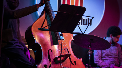 El escenario de Tempo Club en un instante del concierto de Marina Lledó y Reinier Elizarde. - María Senovilla