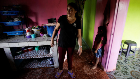 María Bonilla, mujer productora de café en Honduras. Sus cuatro hijos que han migrado a EEUU. María Bonilla, mujer productora de café en Honduras. Sus cuatro hijos que han migrado a EEUU.