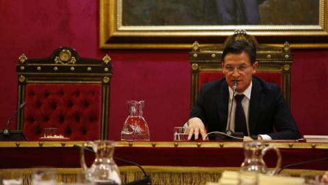 El alcalde de Granada, Luis Salvador, en una sesión del pleno de la corporación. E.P./Álex Cámara El alcalde de Granada, Luis Salvador, en una sesión del pleno de la corporación. E.P./Álex Cámara