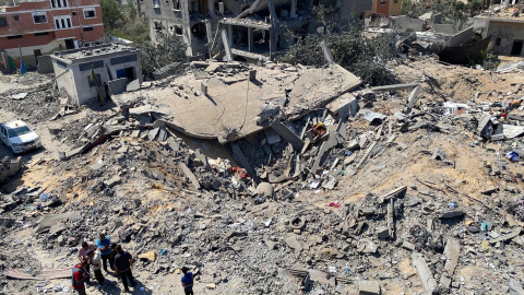Foto de archivo de los escombros de un edificio tras los bombardeos de Israel en el barrio de Al-Sabra, en Gaza, a 27 de junio de 2024. Foto de archivo de los escombros de un edificio tras los bombardeos de Israel en el barrio de Al-Sabra, en Gaza, a 27 de junio de 2024.