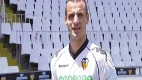 Roberto Soldado ya es jugador del Valencia CF Roberto Soldado ya es jugador del Valencia CF