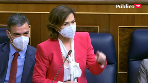 Carmen Calvo, a Espinosa de los Monteros: "Llevan ustedes 200 aÃ±os repartiendo carnets de espaÃ±ol"