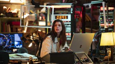 Anne Hathaway, en una escena de la serie 'Solos'. Anne Hathaway, en una escena de la serie 'Solos'.