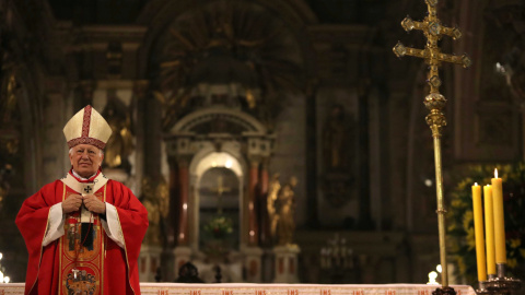 El cardenal arzobispo de Santiago, Ricardo Ezzati, en un servicio religioso en la caedral de la capital chilena el pasado julio. REUTERS/Ivan Alvarado El cardenal arzobispo de Santiago, Ricardo Ezzati, en un servicio religioso en la caedral de la capital chilena el pasado julio. REUTERS/Ivan Alvarado