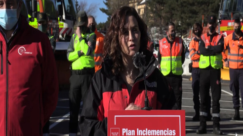 Ayuso se rebela contra Génova por la cancelación de las cenas de Navidad del PP Ayuso se rebela contra Génova por la cancelación de las cenas de Navidad del PP