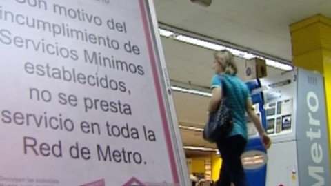 La huelga de metro paraliza Madrid La huelga de metro paraliza Madrid