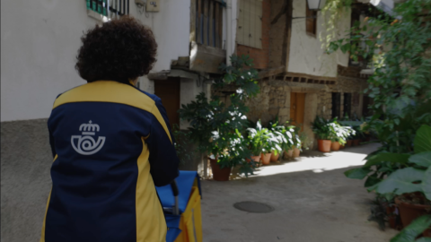 Campaña "Vive donde quieras". Correos Campaña "Vive donde quieras". Correos