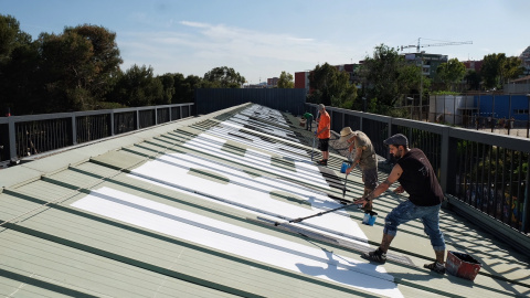 Pintada con el mensaje "Llibertat d'expressió" en el tejado del Ateneu Popular 9 Barris. / #FaltanPintadas Pintada con el mensaje "Llibertat d'expressió" en el tejado del Ateneu Popular 9 Barris. / #FaltanPintadas