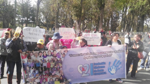 Miembros de la Fundación Síndrome de Down se han manifestado ante la Fiscalía. /CORREO DEL SUR Miembros de la Fundación Síndrome de Down se han manifestado ante la Fiscalía. /CORREO DEL SUR