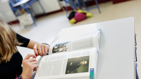 Una alumna durante una clase de Historia a 8 de junio de 2020. Una alumna durante una clase de Historia a 8 de junio de 2020.