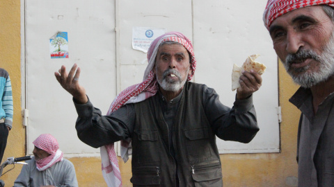 Dos ancianos kurdos./ Karlos Zurutuza.