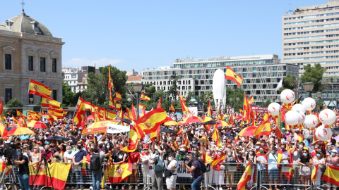La plaça Colón durant la manifestació contra els indults, el 13 de juny de 2021. La plaça Colón durant la manifestació contra els indults, el 13 de juny de 2021.