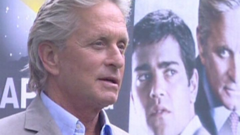 Michael Douglas padece un tumor de garganta Michael Douglas padece un tumor de garganta