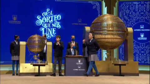 El primer quinto premio de la Lotería de Navidad es el 92.052 El primer quinto premio de la Lotería de Navidad es el 92.052