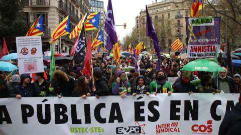 La capçalera de la manifestació La capçalera de la manifestació