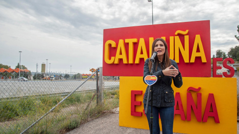 28/10/2019.- La líder de Cs en Catalunya, Lorena Roldán, durante un acto en la Jonquera (Girona). / EFE - Robin Townsend 28/10/2019.- La líder de Cs en Catalunya, Lorena Roldán, durante un acto en la Jonquera (Girona). / EFE - Robin Townsend