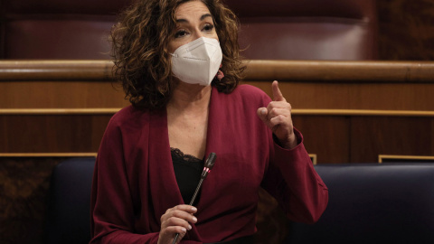 26/05/2021.- La ministra de Hacienda, María Jesús Montero, interviene en una sesión de control al Gobierno. E. Parra POOL / Europa Press 26/05/2021.- La ministra de Hacienda, María Jesús Montero, interviene en una sesión de control al Gobierno. E. Parra POOL / Europa Press
