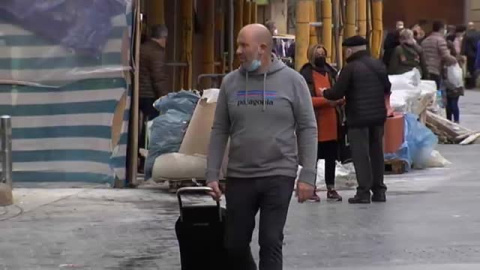 Aglomeraciones en las principales ciudades en plena sexta ola y con los contagios disparados Aglomeraciones en las principales ciudades en plena sexta ola y con los contagios disparados